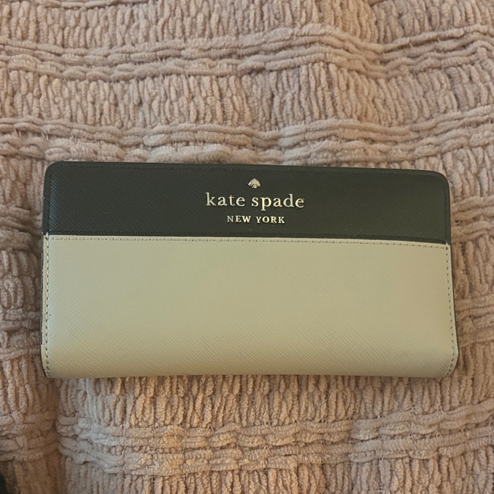 kate spade Two-Tone Leather Continental Wallet — Black & Light Beige